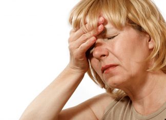 NGƯỜI GIÀ CÓ BỊ TIM BẨM SINH